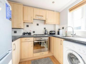 Apartment 1 Bedroom For Sale Southampton Southampton 95000 ES100953420