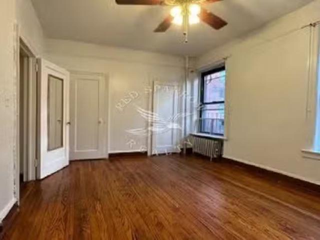 Apartment 1 bedrooms in Upper West Side