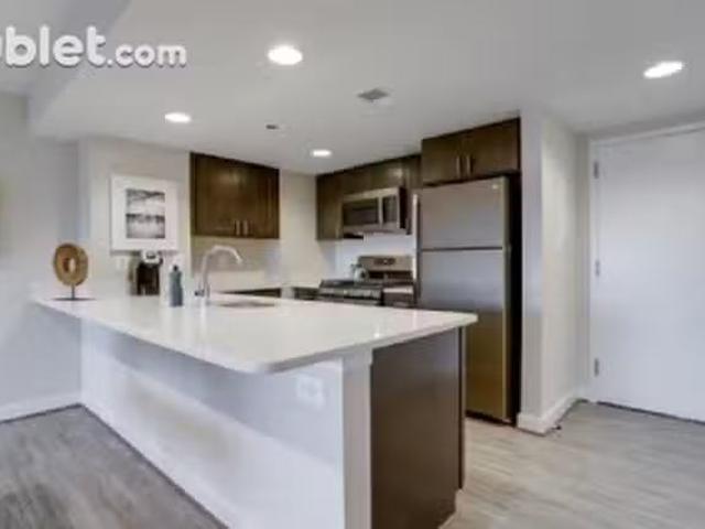 Apartment 1 bedrooms in Arlington