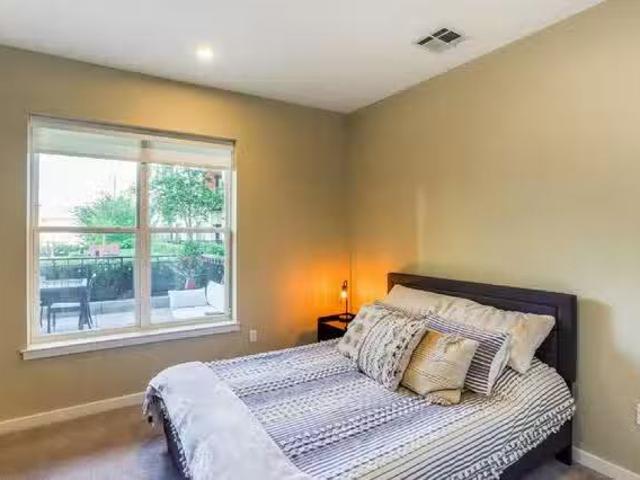 Apartment 1 bedrooms in Edgewater