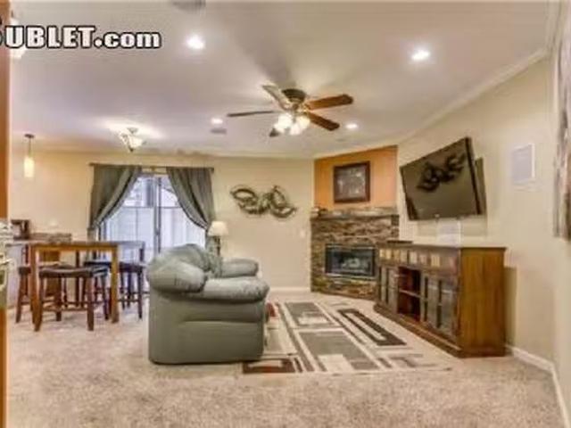Apartment 1 bedrooms in Greenwood Village