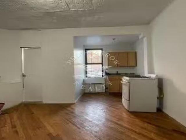 Apartment 1 bedrooms in Harlem East