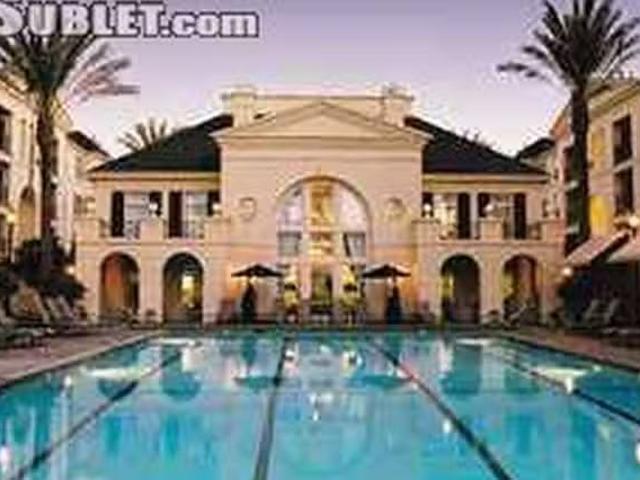 Apartment 1 bedrooms in Irvine