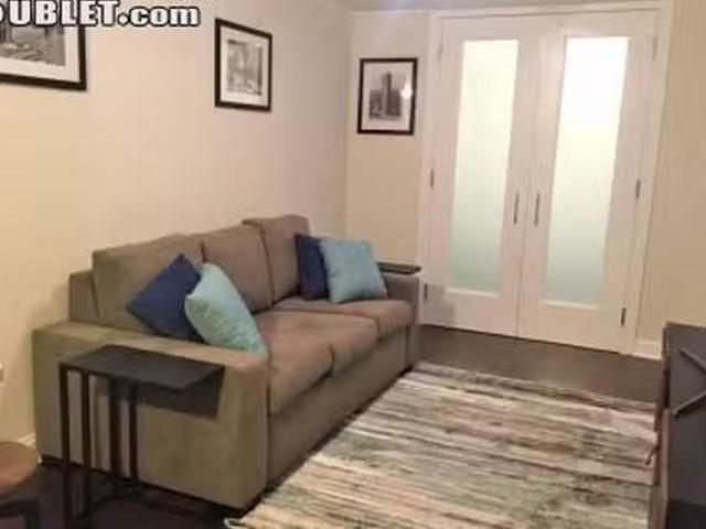 Apartment 1 bedrooms in Midtown West