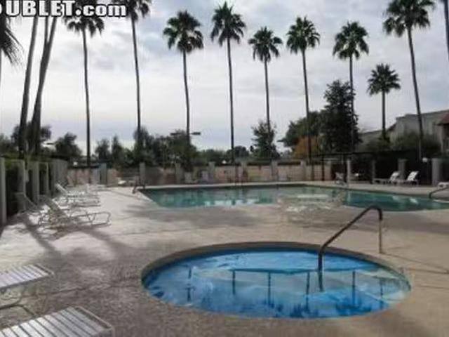 Apartment 1 bedrooms in Scottsdale Area