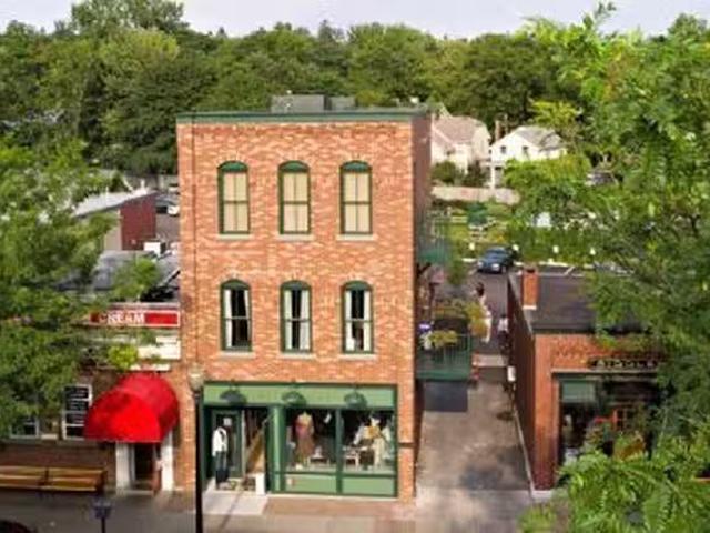 Apartment 1 bedrooms in Skaneateles
