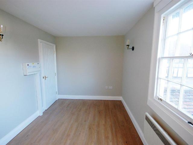 Apartment 1Kings Housenorth Streetheadcornashford, Kent TN27, 1 bed flat to rent, £850 pcm | PrimeLocation