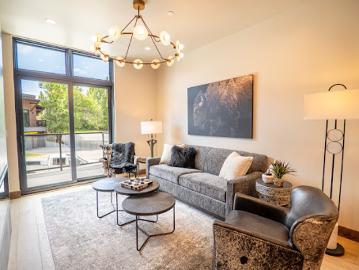 Apartment with terrace