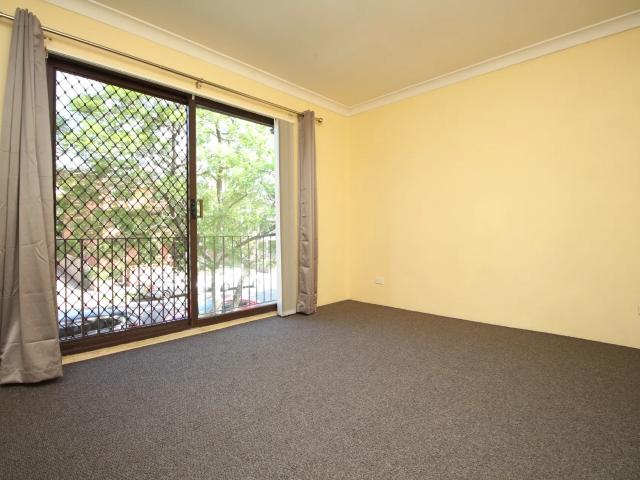 apartment 2/14 Railway Parade, Westmead