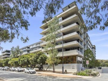 apartment 225/20 Anzac Park, Campbell