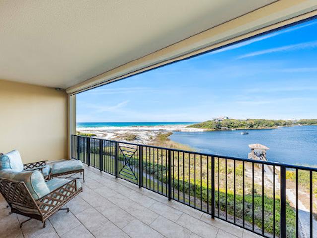 Seaside apartment