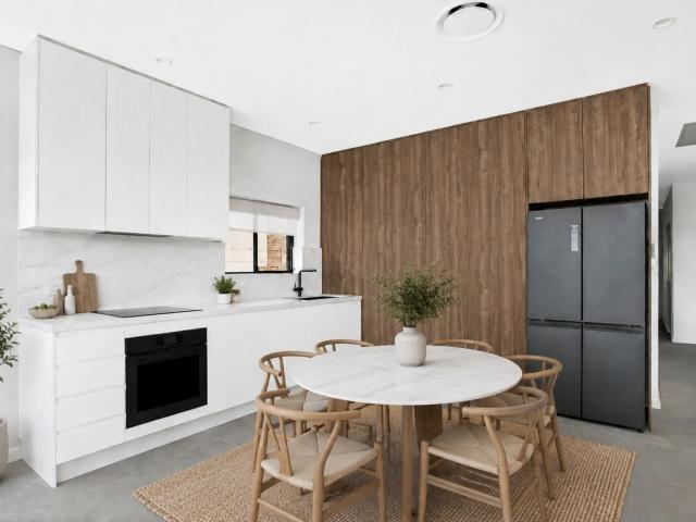 apartment 2/229A Bronte Road, Waverley