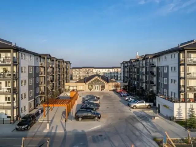 Apartment 2.5 Bedroom For Rent Calgary AB 1825 ES104753027