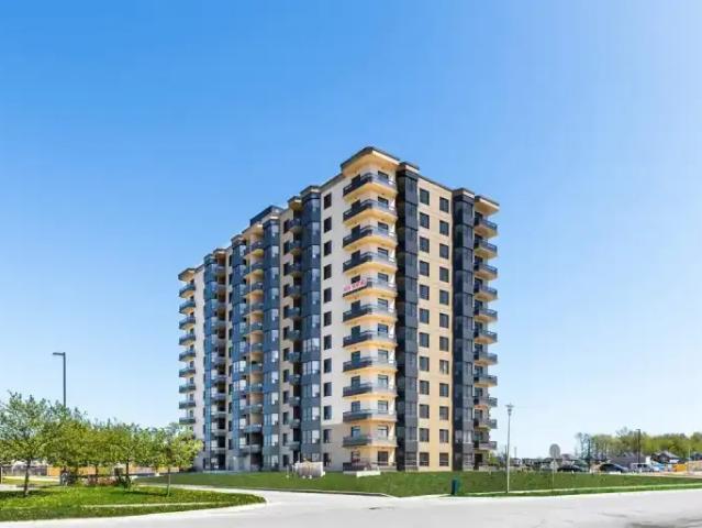 Apartment 2.5 Bedroom For Rent London ON 2278 ES104863126