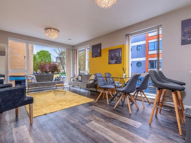 Apartment 2, 2, Portland View, Dean Street, Bristol, England BS2, Serviced flat to rent, £3,900 pcm | PrimeLocation
