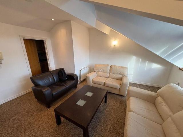 Apartment 2, 328A Beersbridge Road, Belfast, BT5 5DY