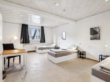 Apartment 2 – Up to 7 Guests