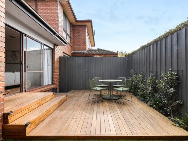 Apartment 2 Bedroom For Rent Murrumbeena VIC 800000 ES105825858
