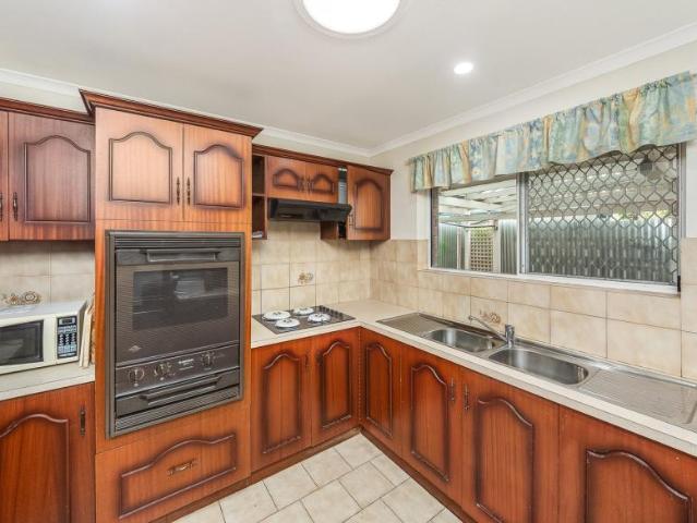 Apartment 2 Bedroom For Rent Murray Bridge SA 495000 ES106137944