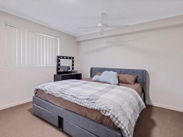 Apartment 2 Bedroom For Rent Maroochydore, QLD 724000 ES104327064