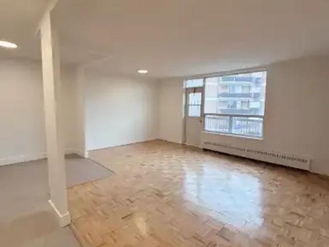 Apartment 2 Bedroom For Rent Mississauga ON 2450 ELS100211935