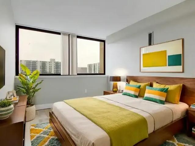 Apartment 2 Bedroom For Rent Mississauga ON 2999 ELS96246075
