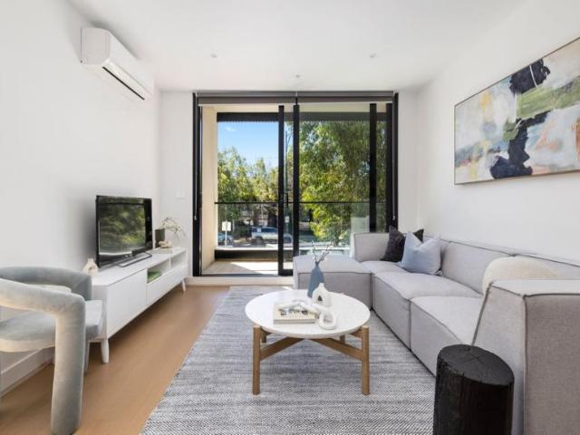Apartment 2 Bedroom For Rent Mont Albert, 750 ES105825135