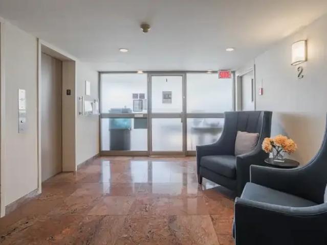 Apartment 2 Bedroom For Rent Montreal QC 1650 ELS104939803