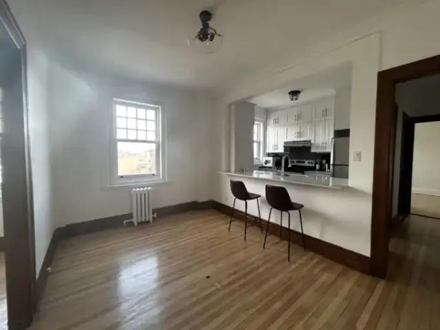 Apartment 2 Bedroom For Rent Montreal QC 1694 ES101475016