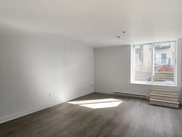 Apartment 2 Bedroom For Rent Montreal QC 1887 ES103694635