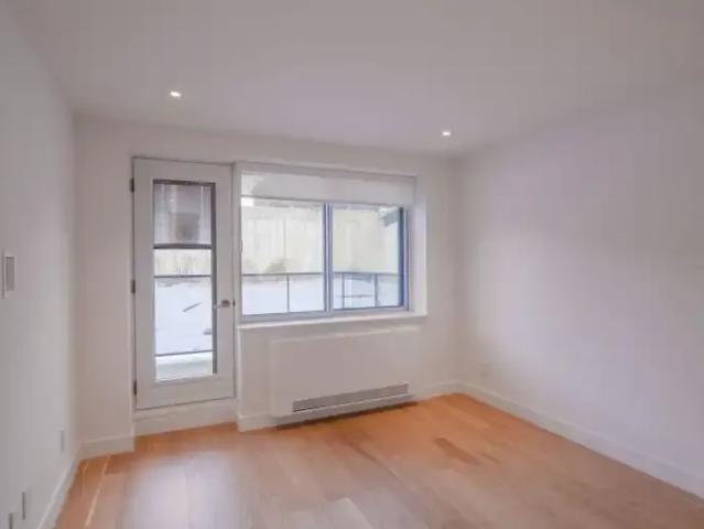 Apartment 2 Bedroom For Rent Montreal QC 2855 ES102242518