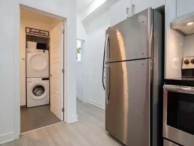 Apartment 2 Bedroom For Rent Montreal QC 2250 ES103958662