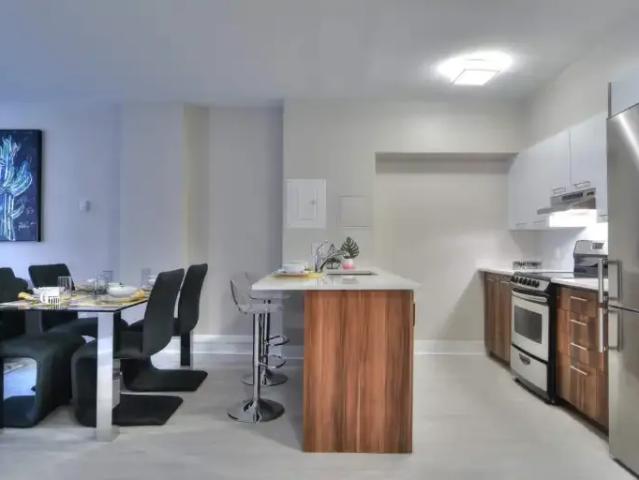 Apartment 2 Bedroom For Rent Montreal QC 2315 ES102847300
