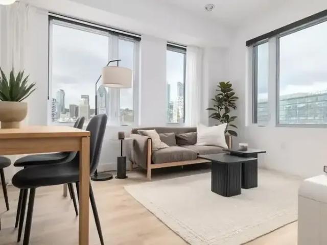 Apartment 2 Bedroom For Rent Montreal QC 2389 ES94985129