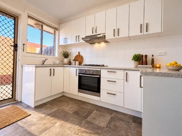 Apartment 2 Bedroom For Rent Mordialloc VIC 520 ES105862919