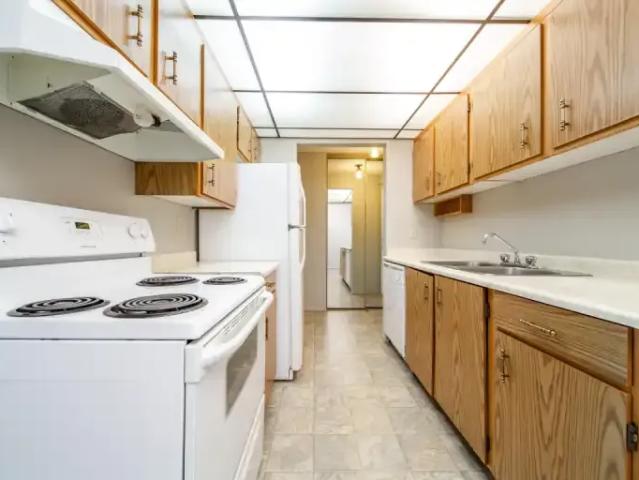 Apartment 2 Bedroom For Rent Morinville AB 1350 ES103322301