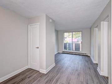 Apartment 2 Bedroom For Rent Mount Forest ON 1830 ES100752978