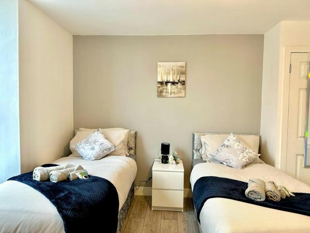 Apartment 2 Bedroom For Rent Neath Neath 2500 ELS75375129