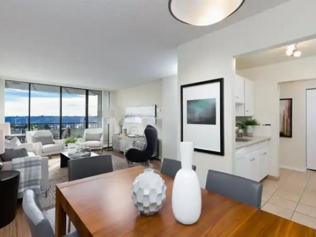 Apartment 2 Bedroom For Rent New Westminster BC 2700 ES105046627