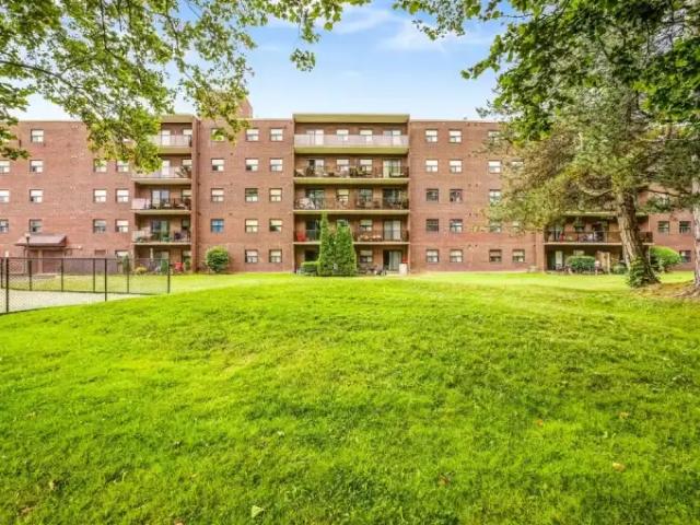 Apartment 2 Bedroom For Rent Niagara Falls ON 2125 ES100839269