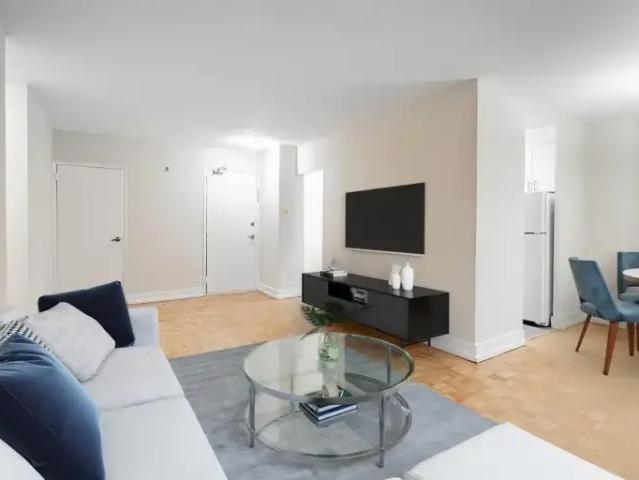 Apartment 2 Bedroom For Rent North York ON 2297 ES103542012