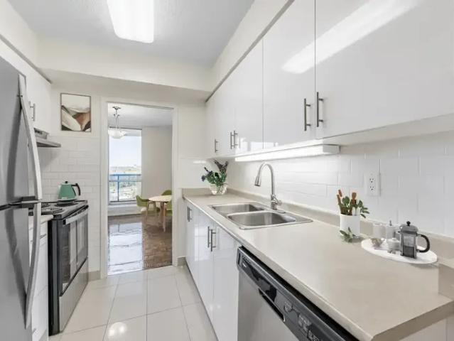 Apartment 2 Bedroom For Rent North York ON 3692 ES90275343