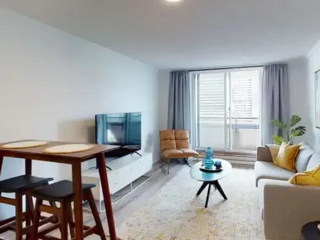 Apartment 2 Bedroom For Rent Ottawa ON 2100 ES105087660
