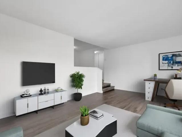 Apartment 2 Bedroom For Rent Ottawa ON 2214 ES93115313