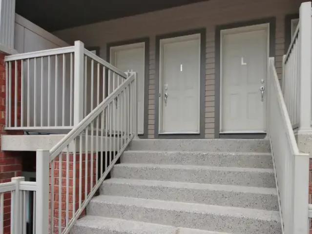 Apartment 2 Bedroom For Rent Ottawa ON 2350 ES103179026