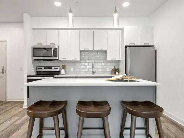 Apartment 2 Bedroom For Rent Ottawa ON 2690 ES96248674