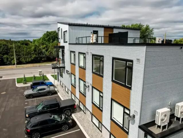Apartment 2 Bedroom For Rent Ottawa ON 3250 ES95425507