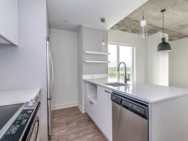 Apartment 2 Bedroom For Rent Outremont QC 2490 ES96586362