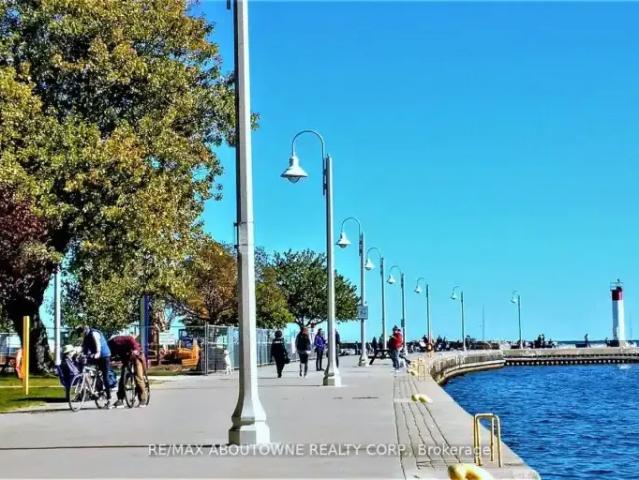 Apartment 2 Bedroom For Rent Oakville ON 3475 ES102578864