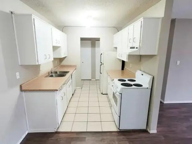 Apartment 2 Bedroom For Rent Abbotsford BC 1525 ES103919840
